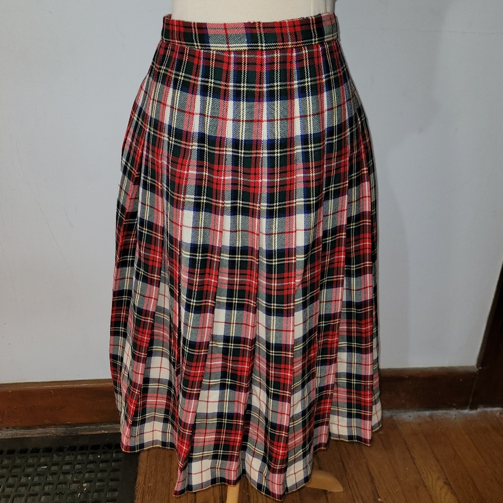 100% Virgin Wool Pleated Pendleton - image 2